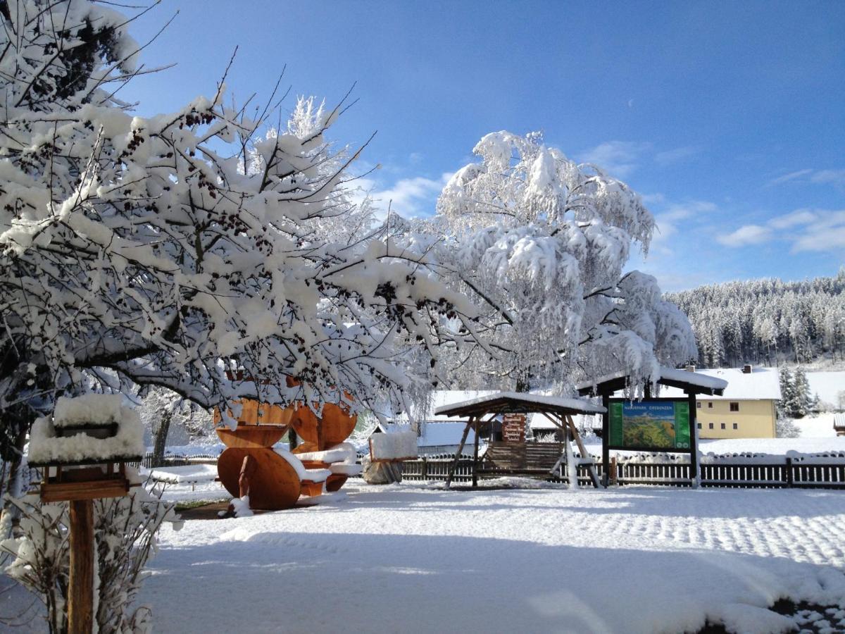 Hotel Gasthof Zur Linde Mariahof Dış mekan fotoğraf